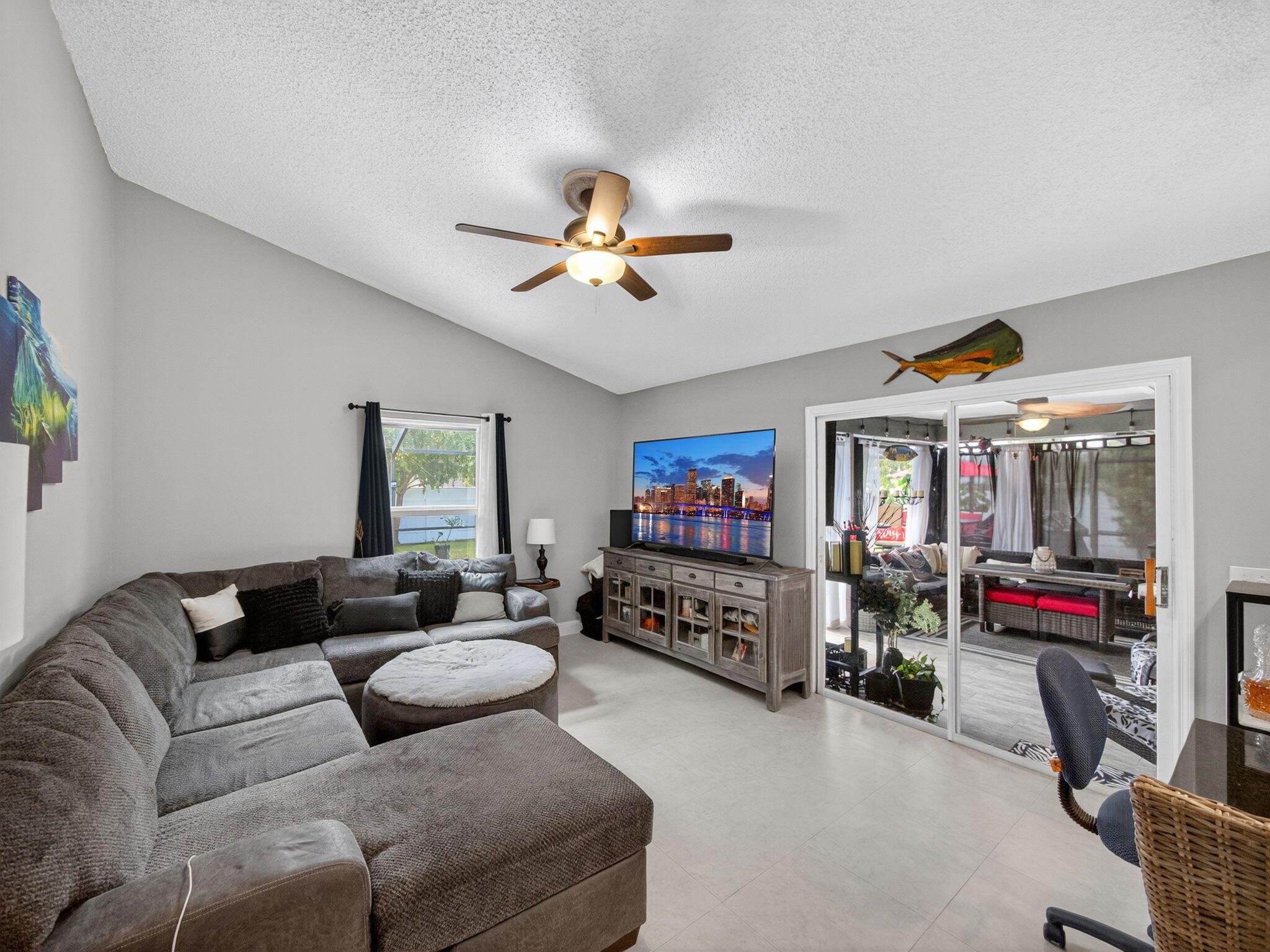 PORT ST LUCIE SECTION 17 - Residential