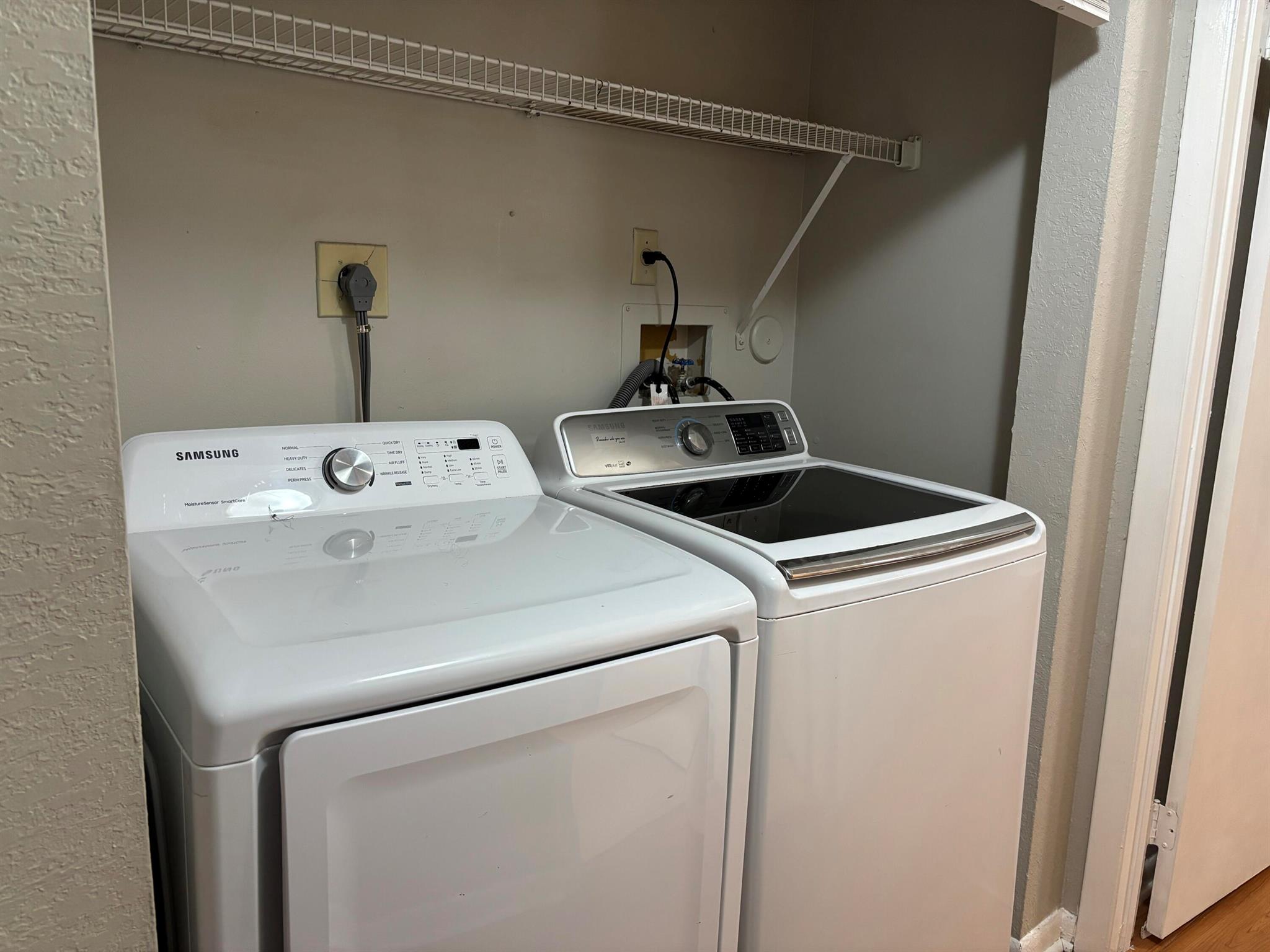 Lakeview Courts - Residential Lease