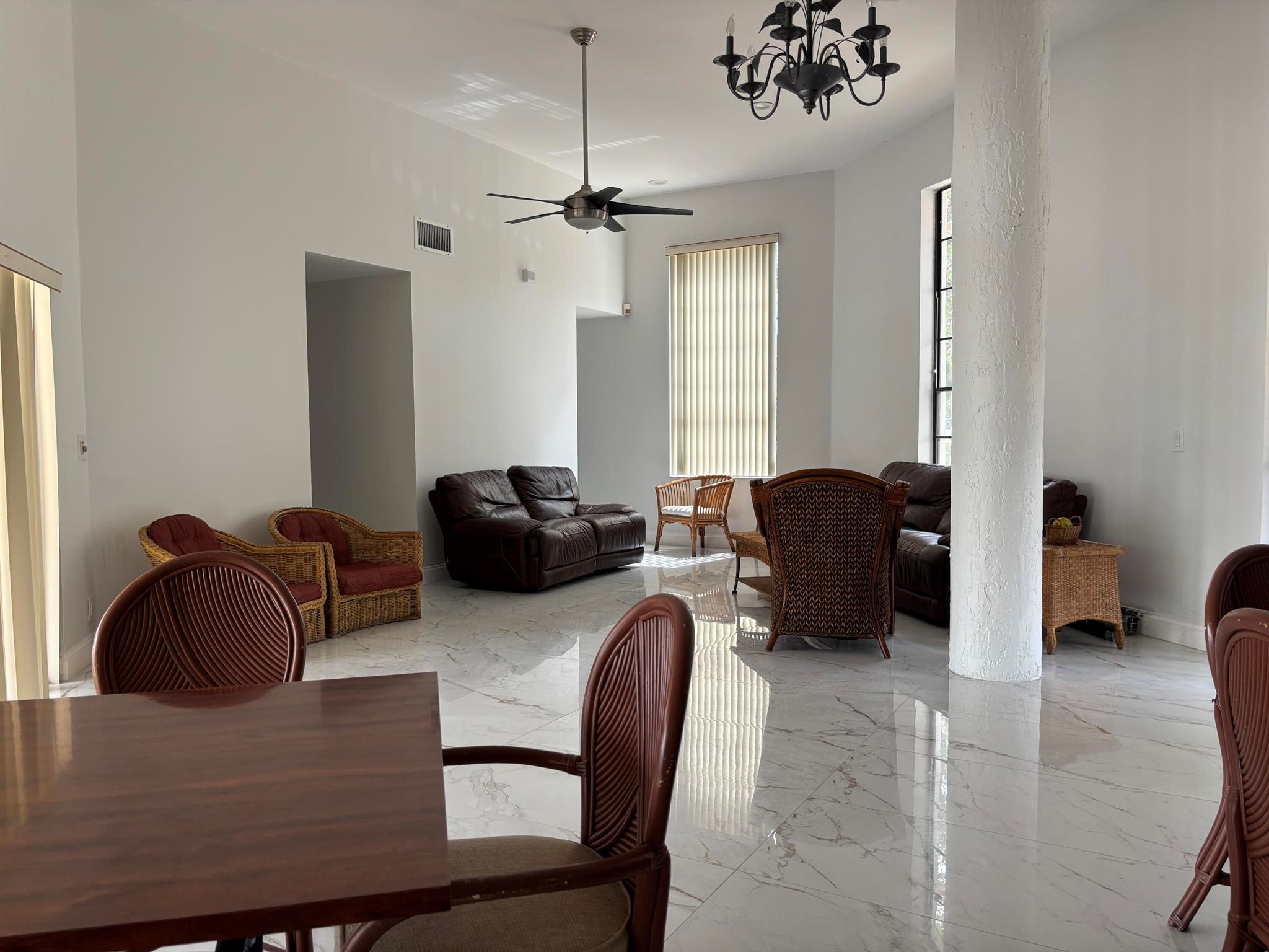 Lakeview Courts - Residential Lease