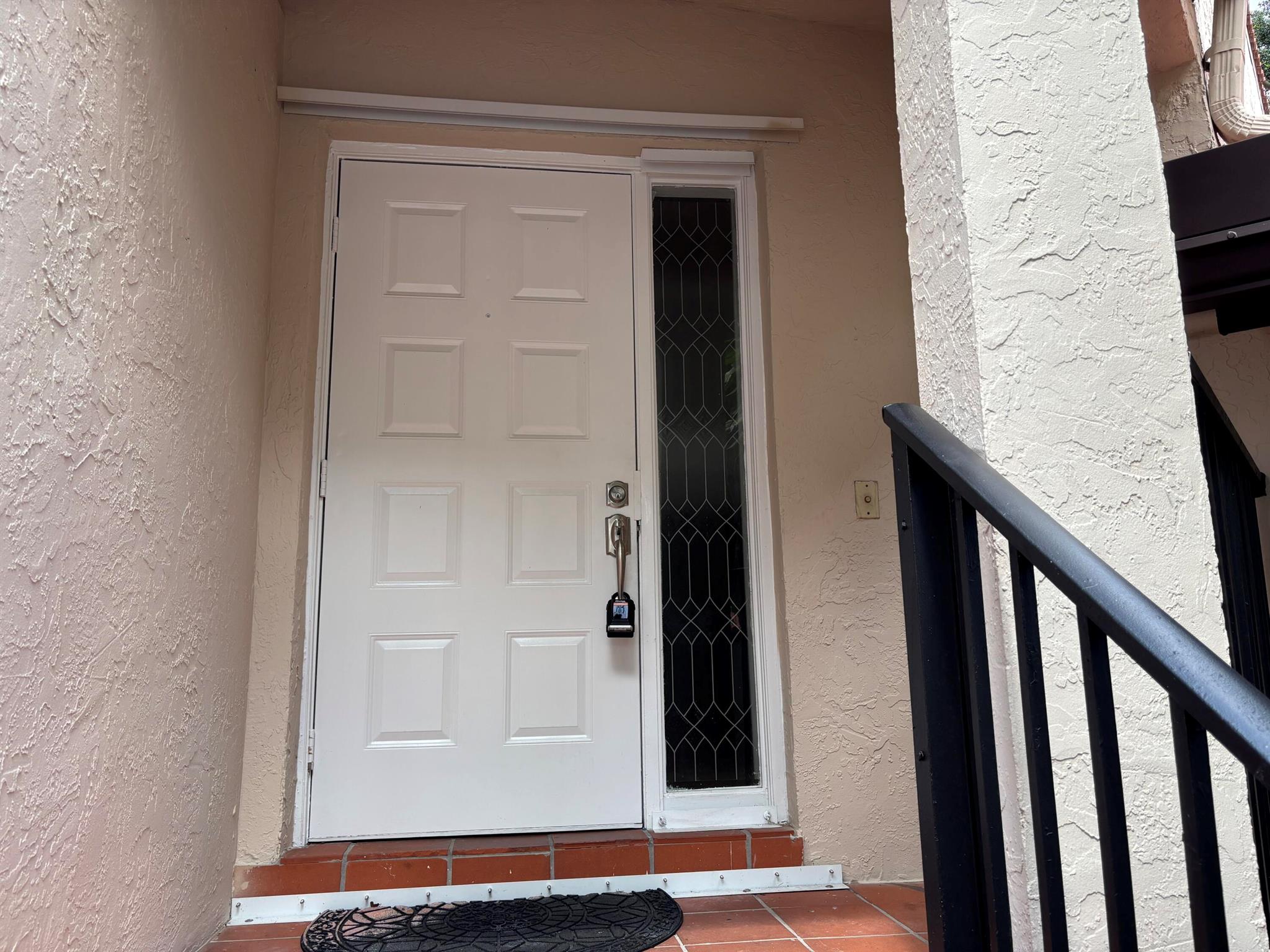 Lakeview Courts - Residential Lease
