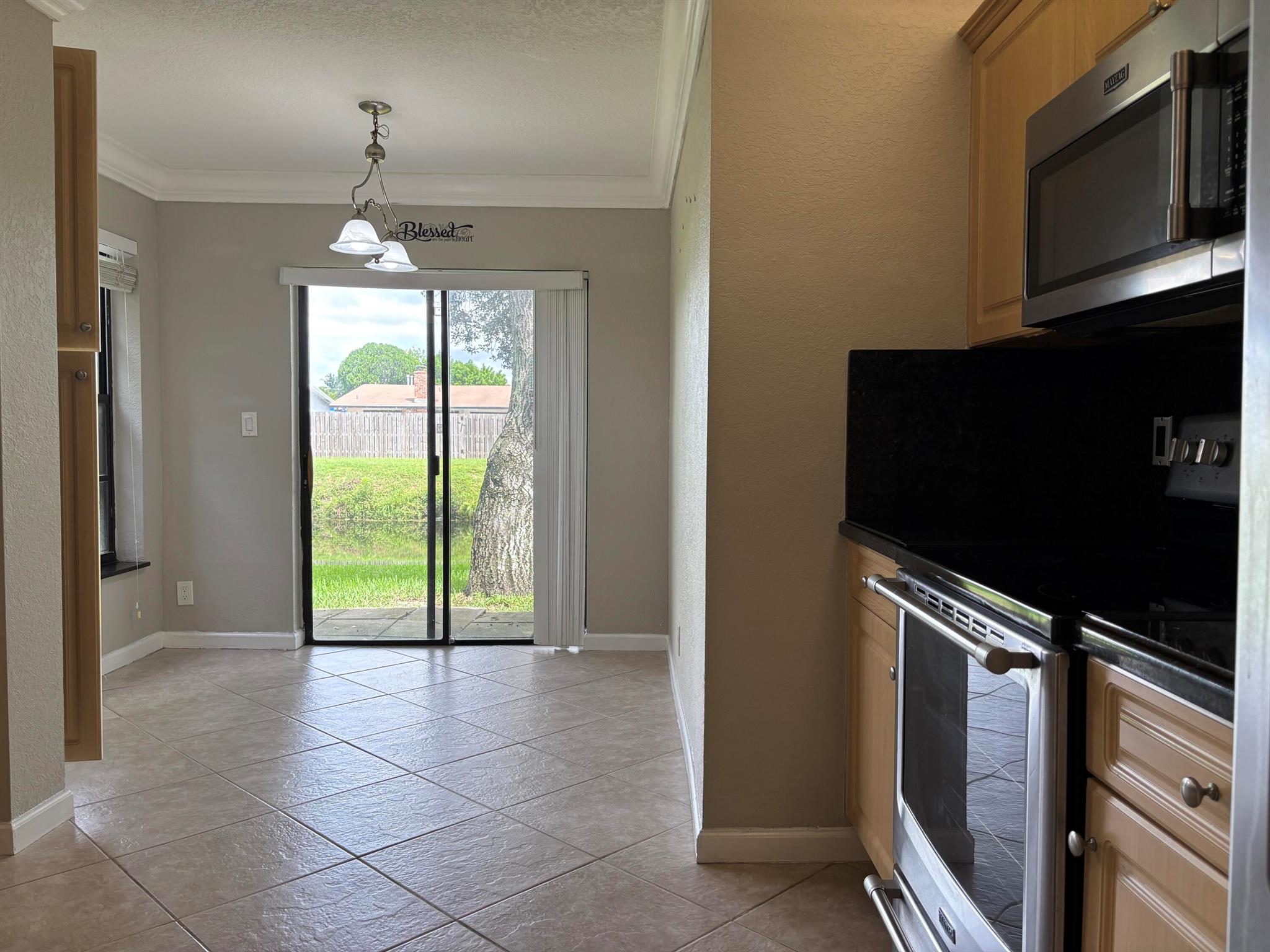 Lakeview Courts - Residential Lease