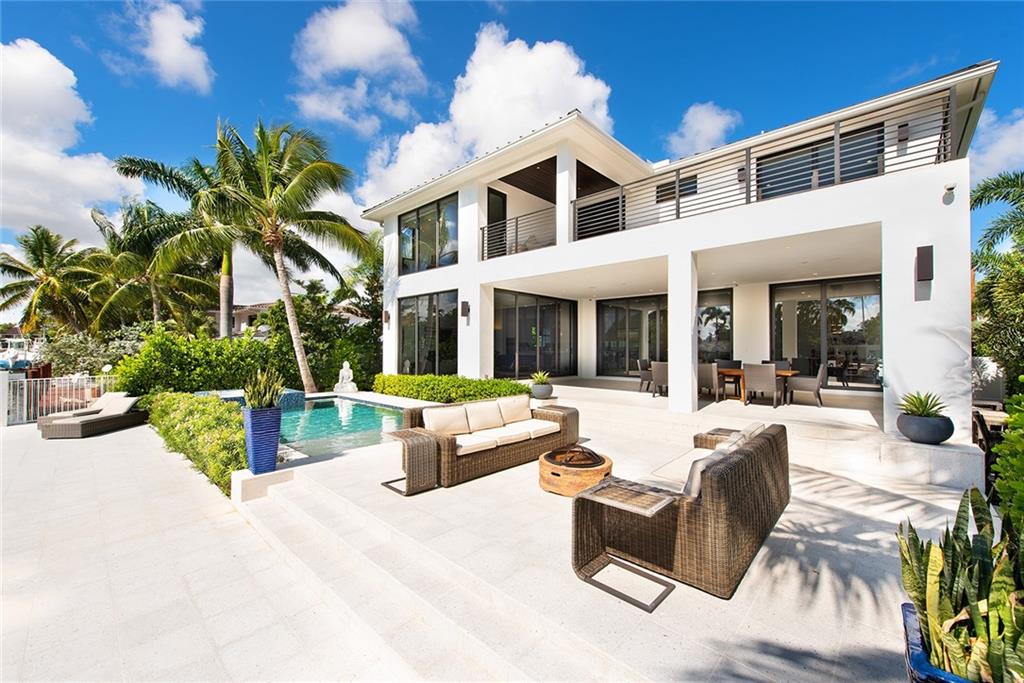 RIO VISTA ISLES - Residential