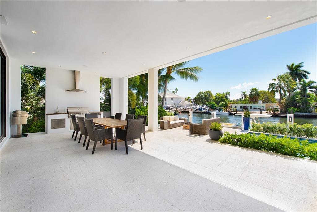 RIO VISTA ISLES - Residential