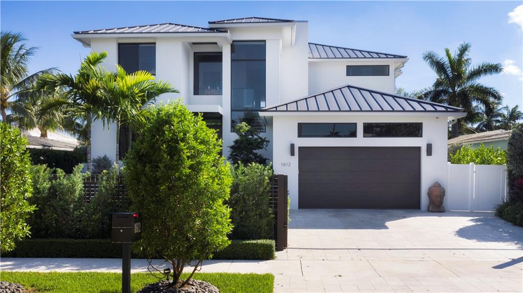 RIO VISTA ISLES - Residential