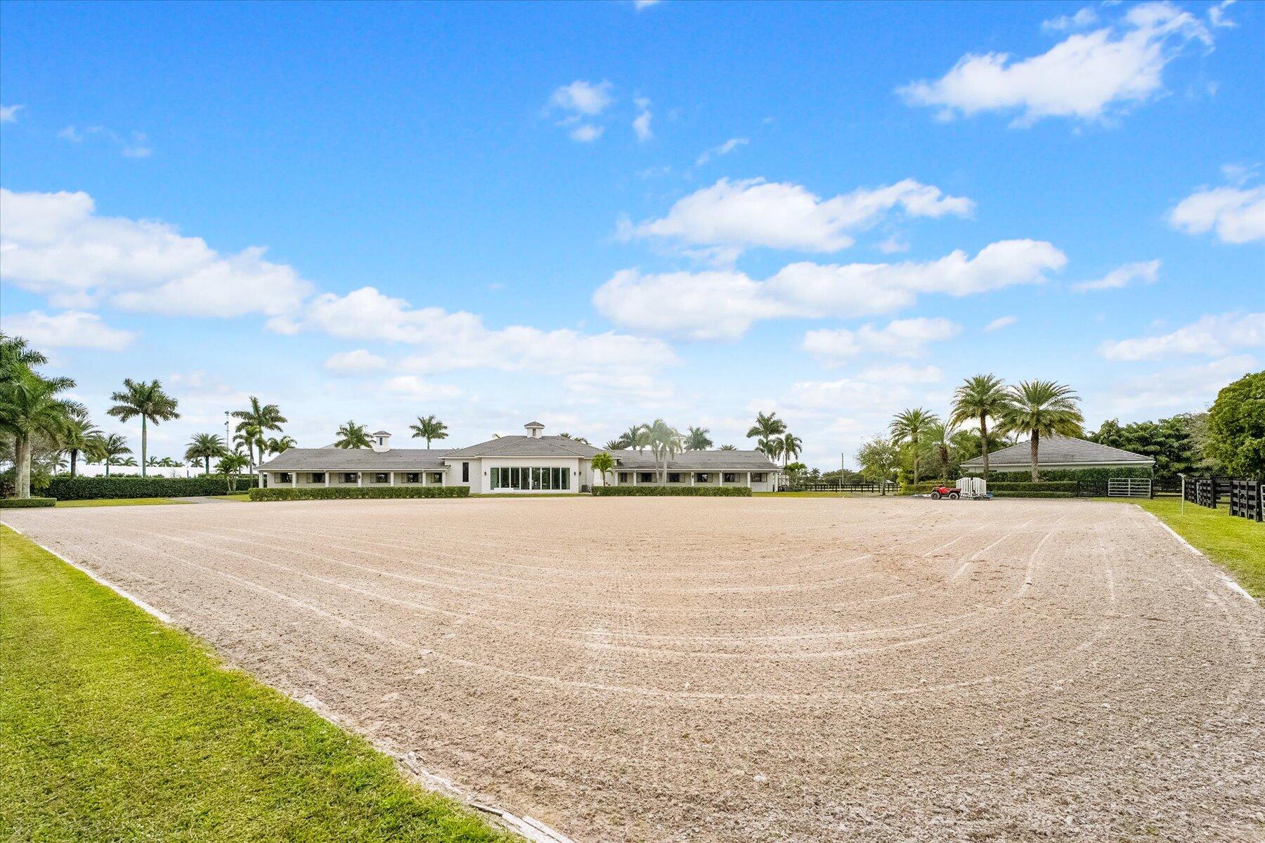 GRAND PRIX VILLAGE SOUTH - Residential