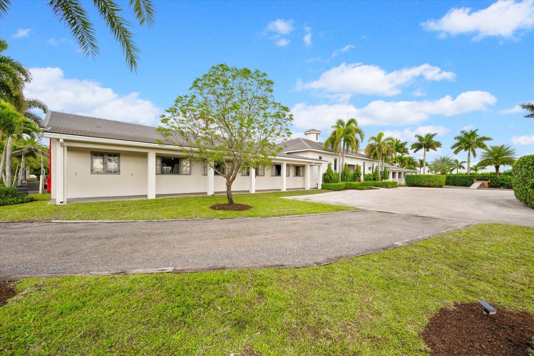 GRAND PRIX VILLAGE SOUTH - Residential