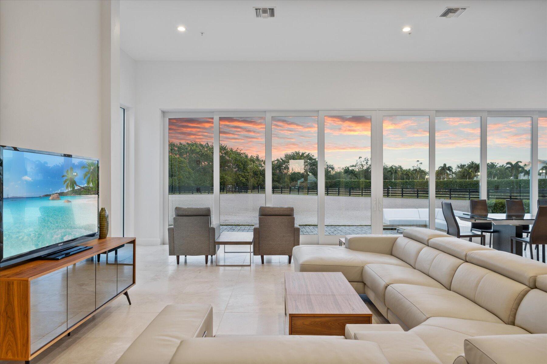 GRAND PRIX VILLAGE SOUTH - Residential