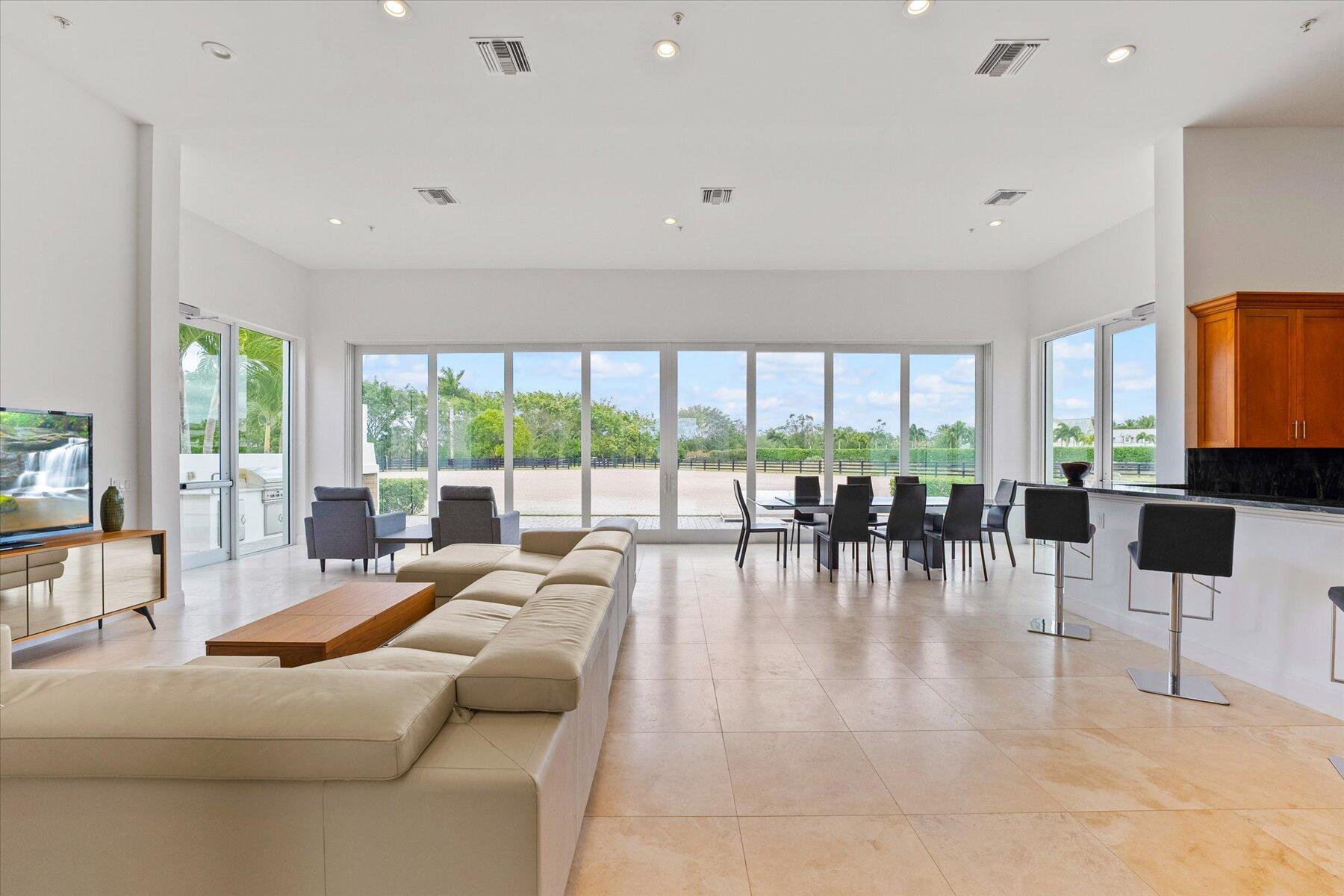 GRAND PRIX VILLAGE SOUTH - Residential
