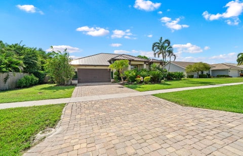 Tiny photo for 1985 New Haven Avenue, Wellington, FL 33414 (MLS # B26082237)