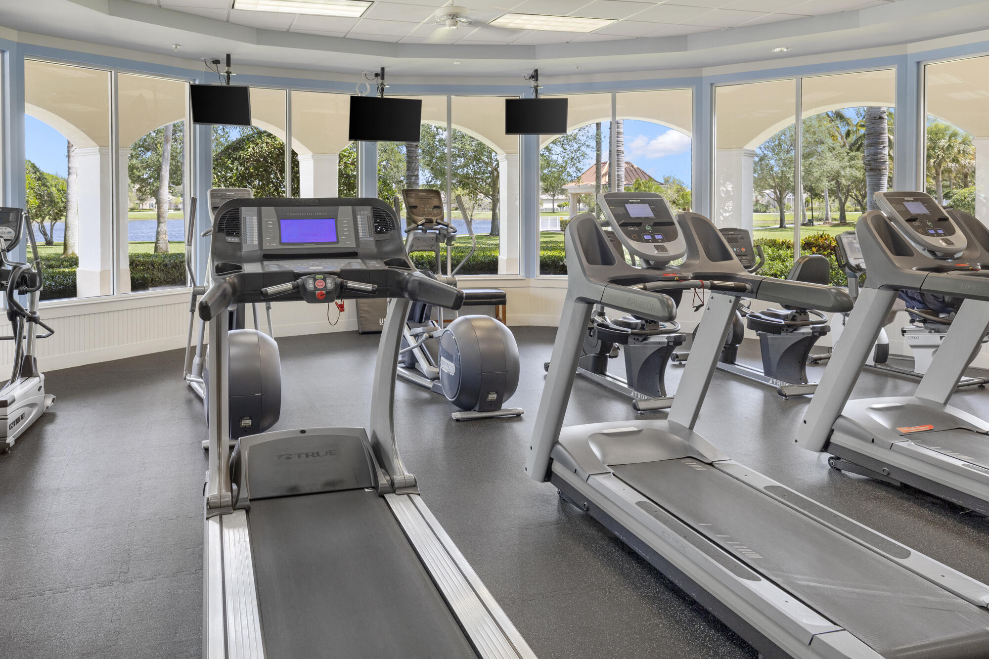 VILLAGEWALK OF WELLINGTON 5 - Residential