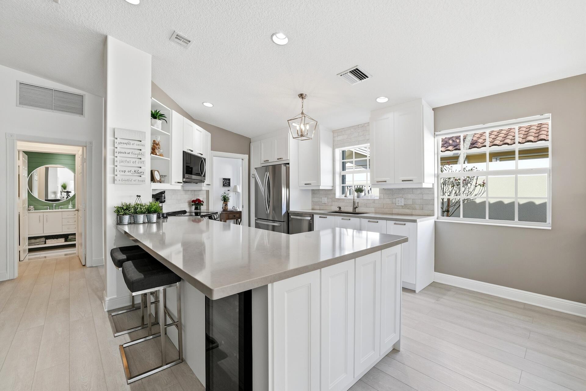 VILLAGEWALK OF WELLINGTON 5 - Residential