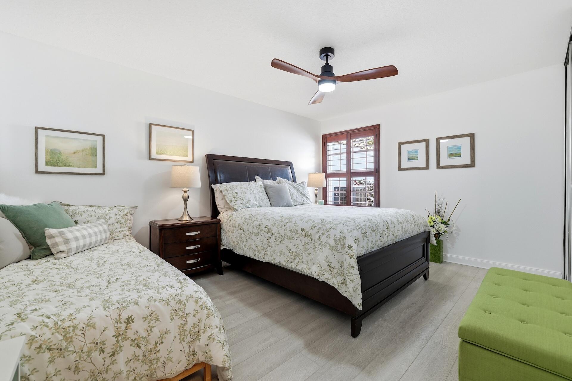 VILLAGEWALK OF WELLINGTON 5 - Residential