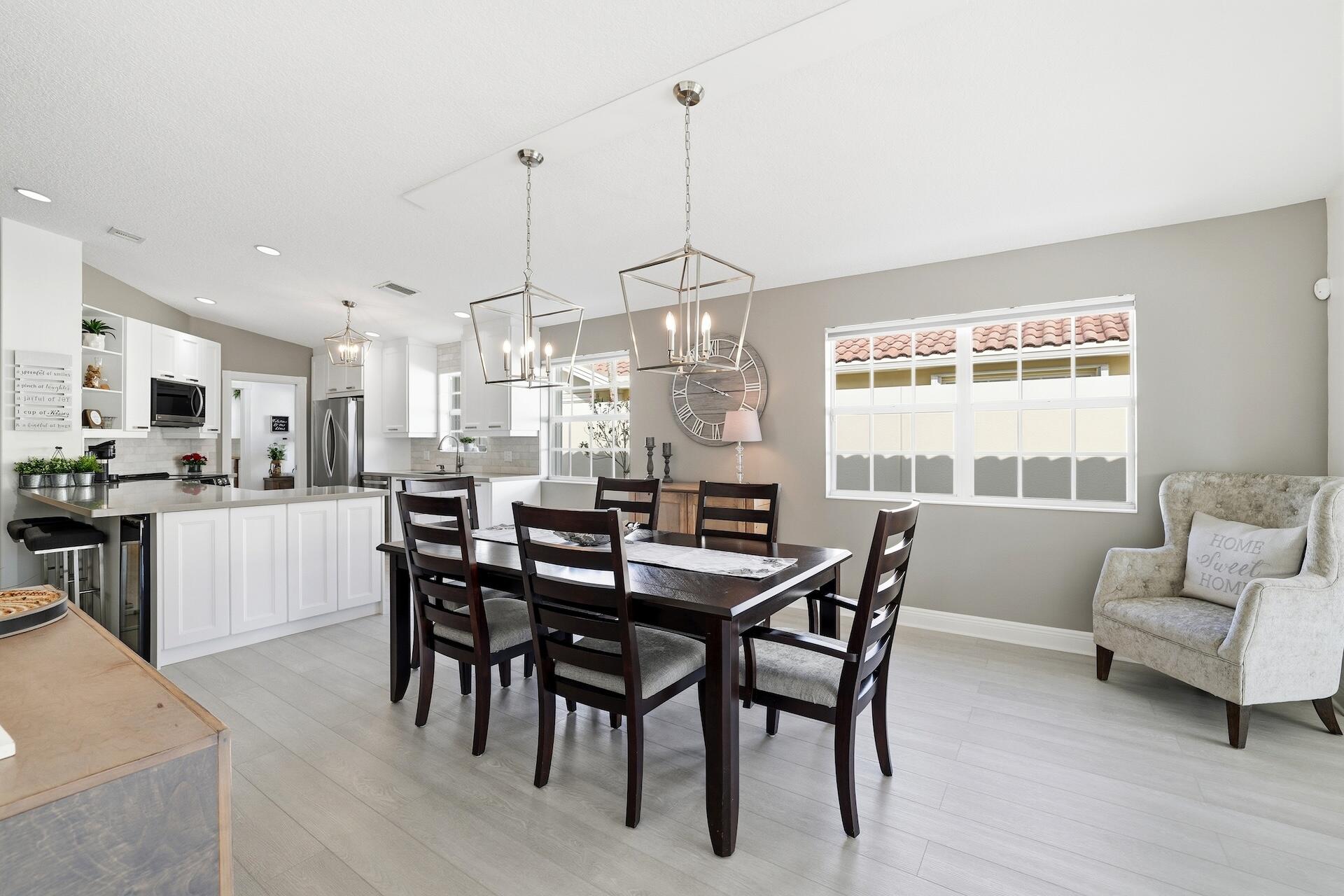 VILLAGEWALK OF WELLINGTON 5 - Residential