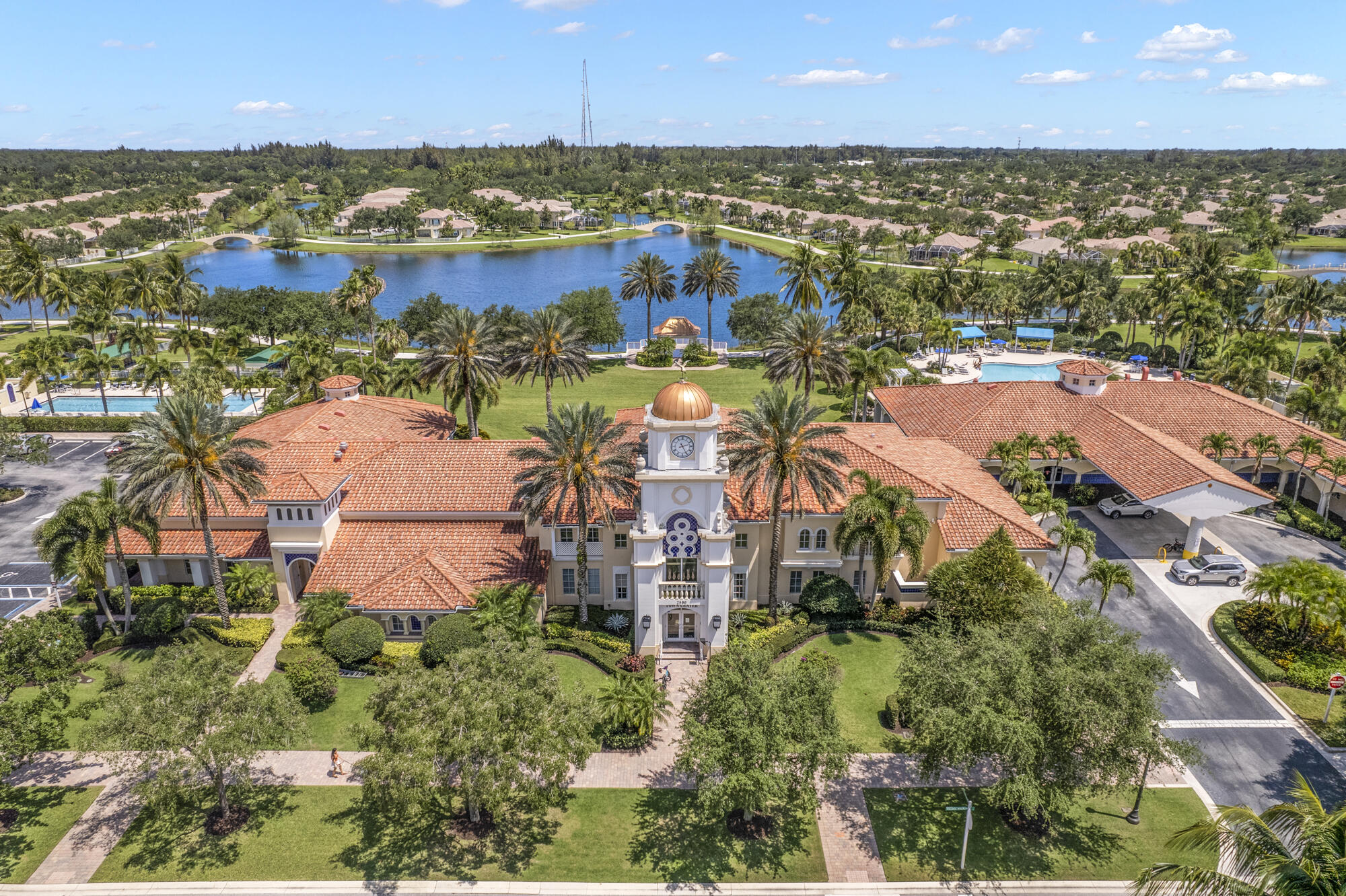 VILLAGEWALK OF WELLINGTON 5 - Residential