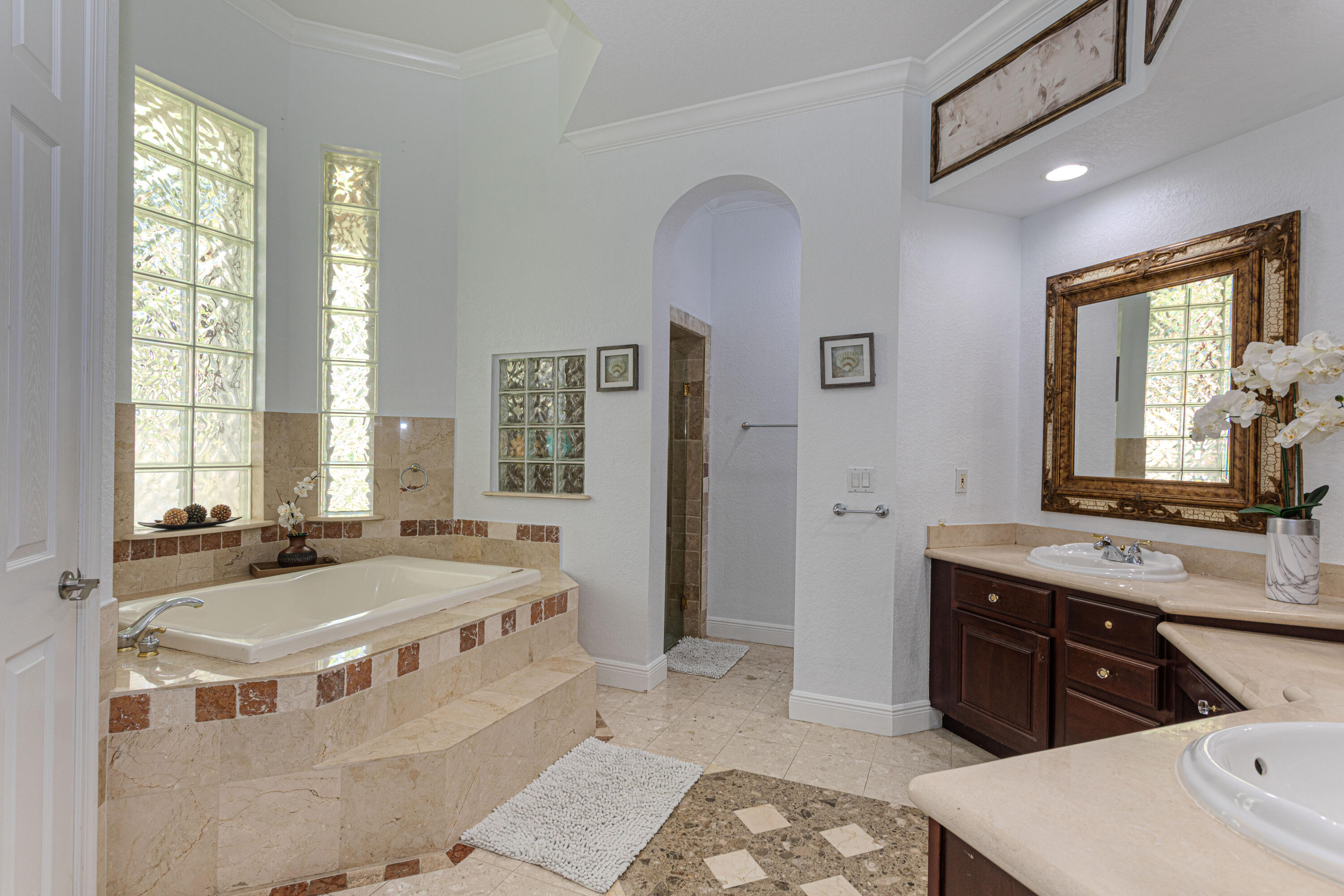 WELLINGTON AERO CLUB OF THE LANDINGS AT WELLINGTON - Residential