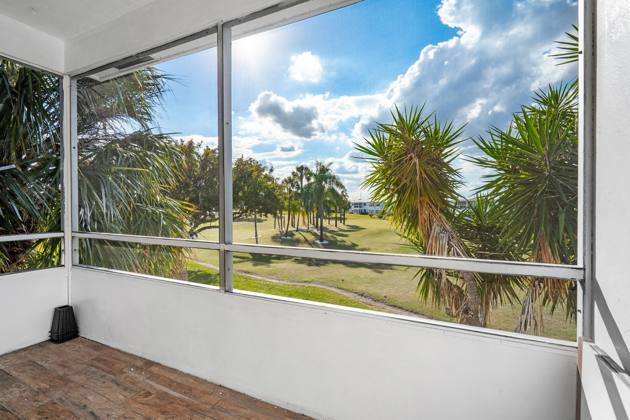 Leisureville Fairway One - Residential