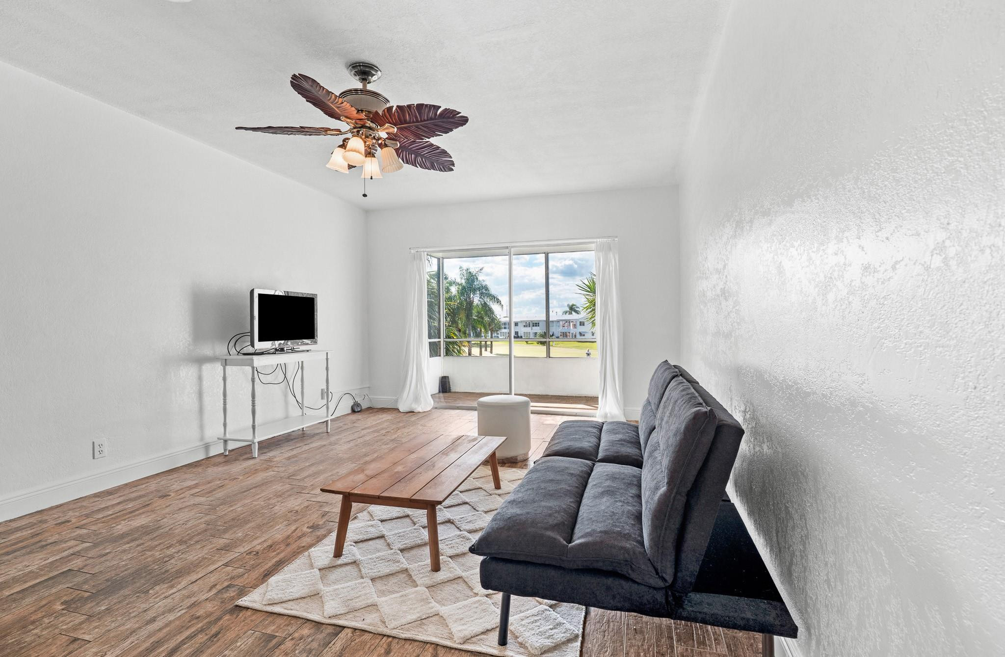 Leisureville Fairway One - Residential