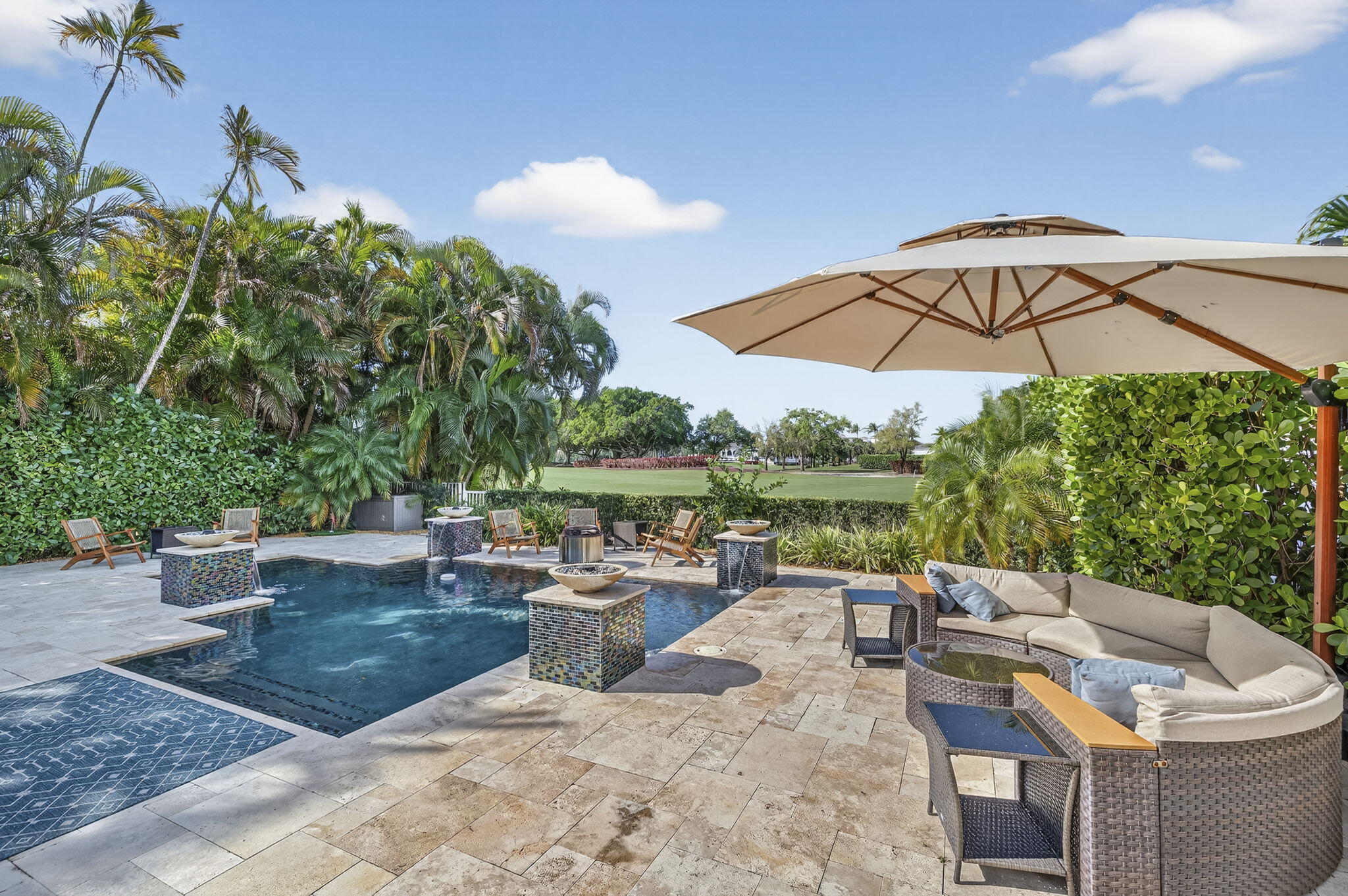 CLOISTERS - Residential