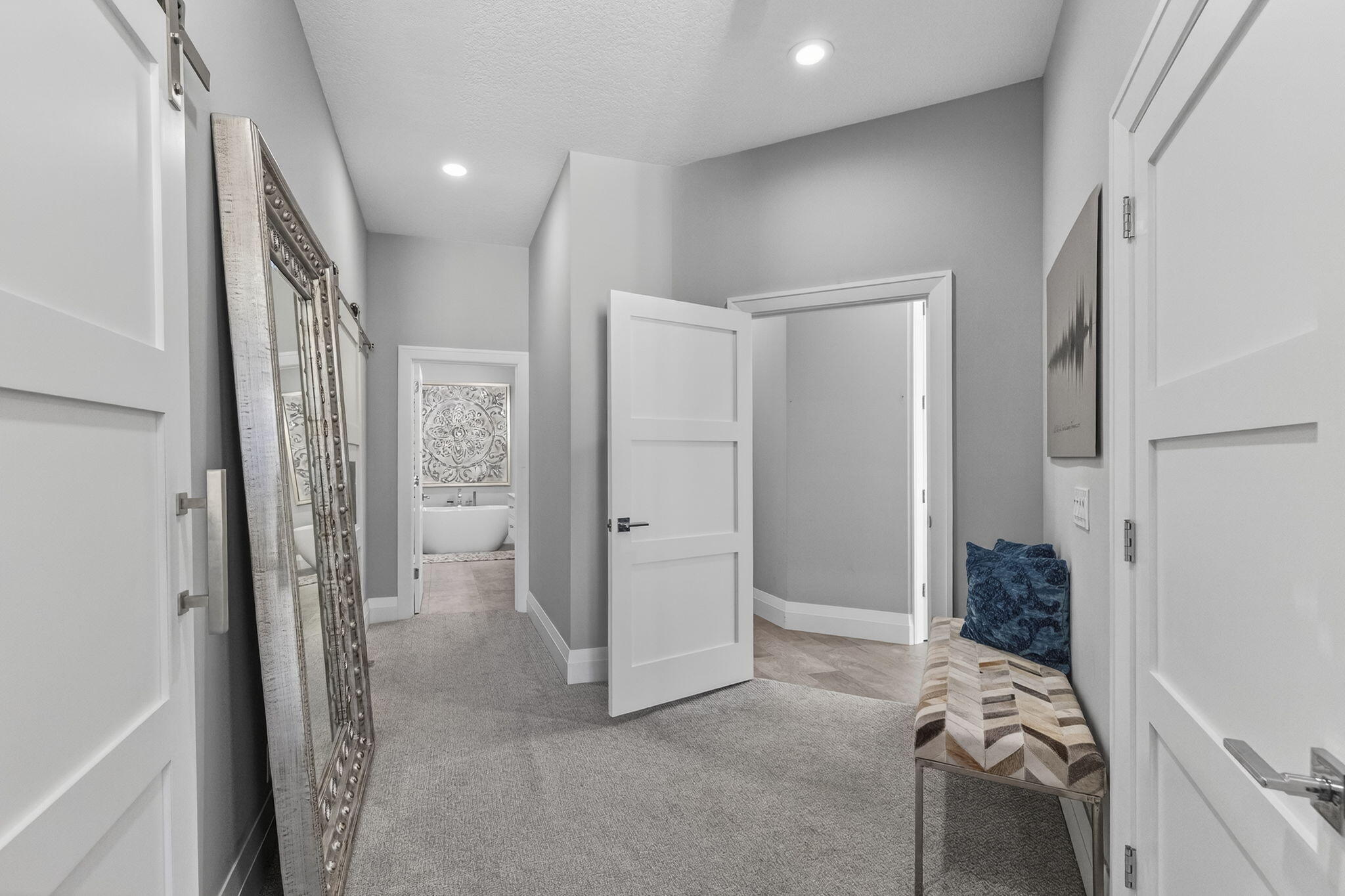 CLOISTERS - Residential