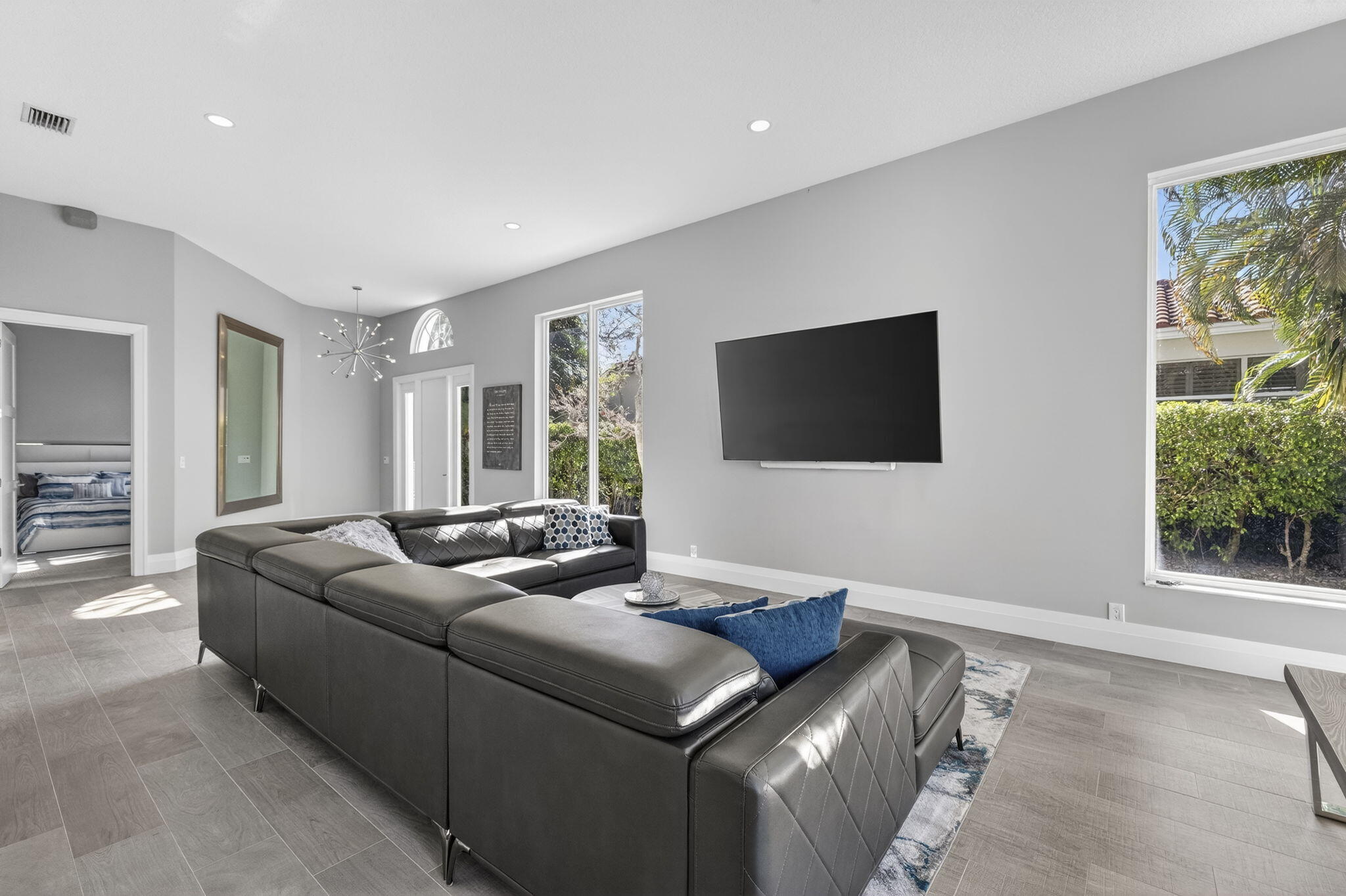 CLOISTERS - Residential