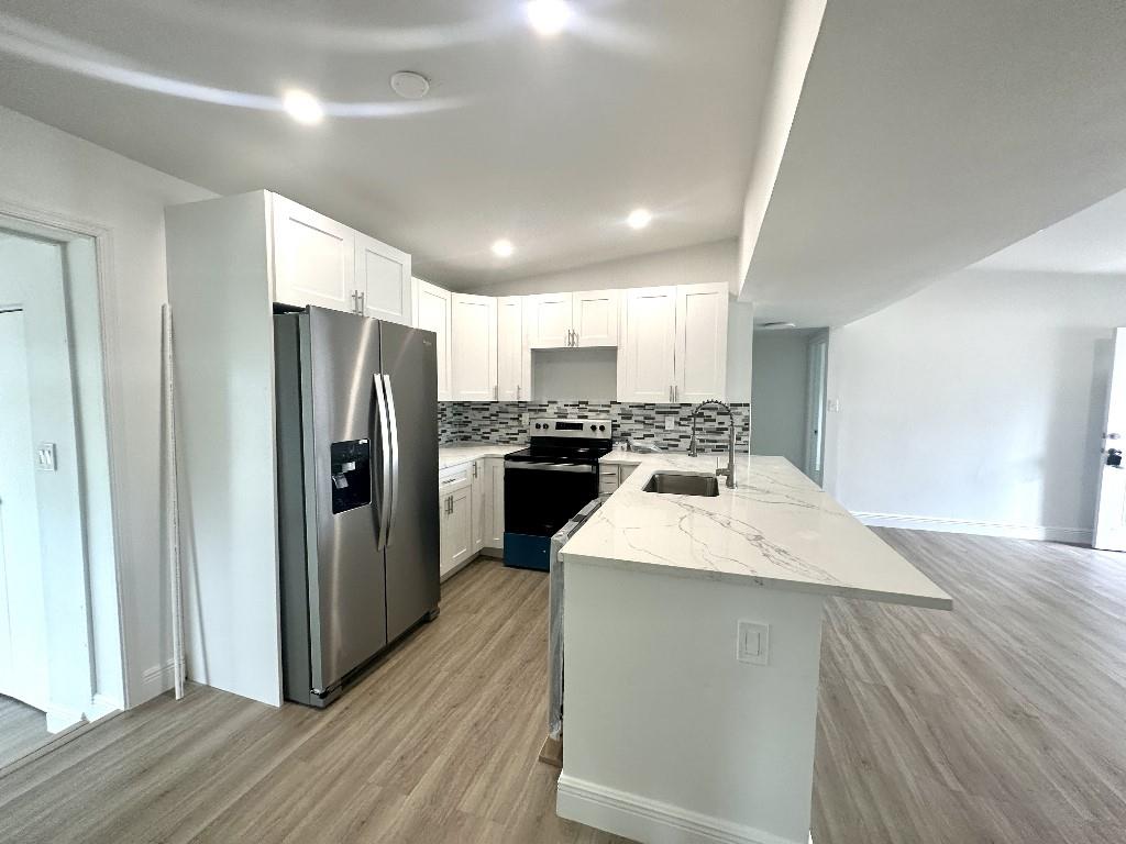 Englewood Manor - Residential