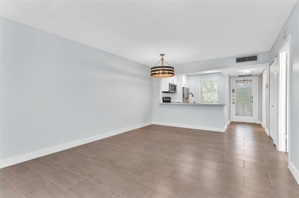 9091 Lime Bay Blvd 312