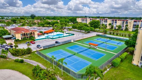 Tiny photo for 3590 Via Poinciana #202, Lake Worth, FL 33467 (MLS # R11161778)