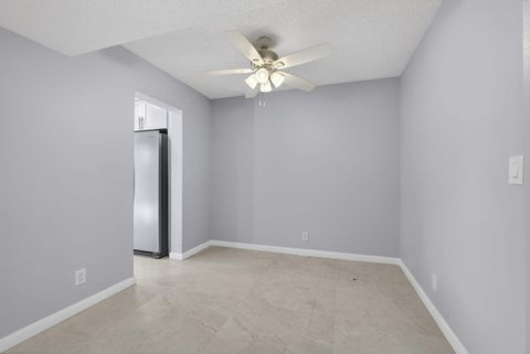 Tiny photo for 3590 Via Poinciana #202, Lake Worth, FL 33467 (MLS # R11161778)