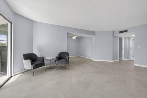 Tiny photo for 3590 Via Poinciana #202, Lake Worth, FL 33467 (MLS # R11161778)