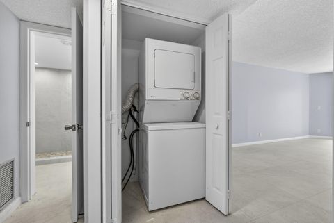 Tiny photo for 3590 Via Poinciana #202, Lake Worth, FL 33467 (MLS # R11161778)