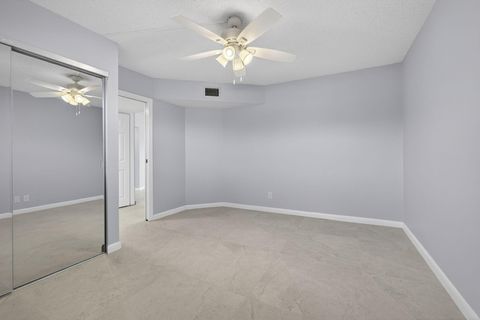 Tiny photo for 3590 Via Poinciana #202, Lake Worth, FL 33467 (MLS # R11161778)