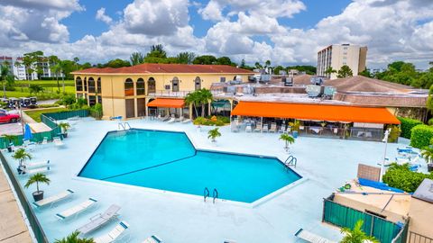 Tiny photo for 3590 Via Poinciana #202, Lake Worth, FL 33467 (MLS # R11161778)