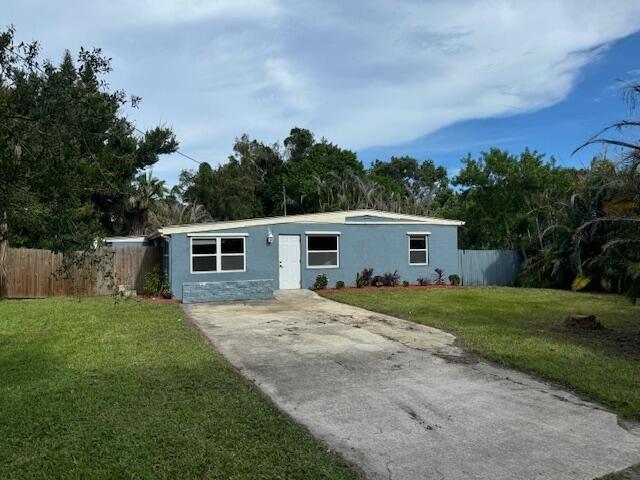 Photo of 2504 Rolyat Street, Fort Pierce, FL 34947 (MLS # B26072908)