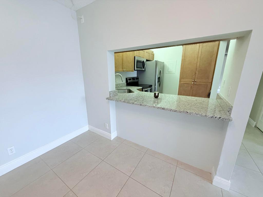 PALM CLUB WEST VILLAGE 1 CONDO - Residential Lease