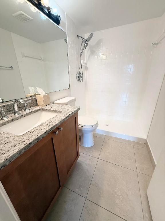 PALM CLUB WEST VILLAGE 1 CONDO - Residential Lease