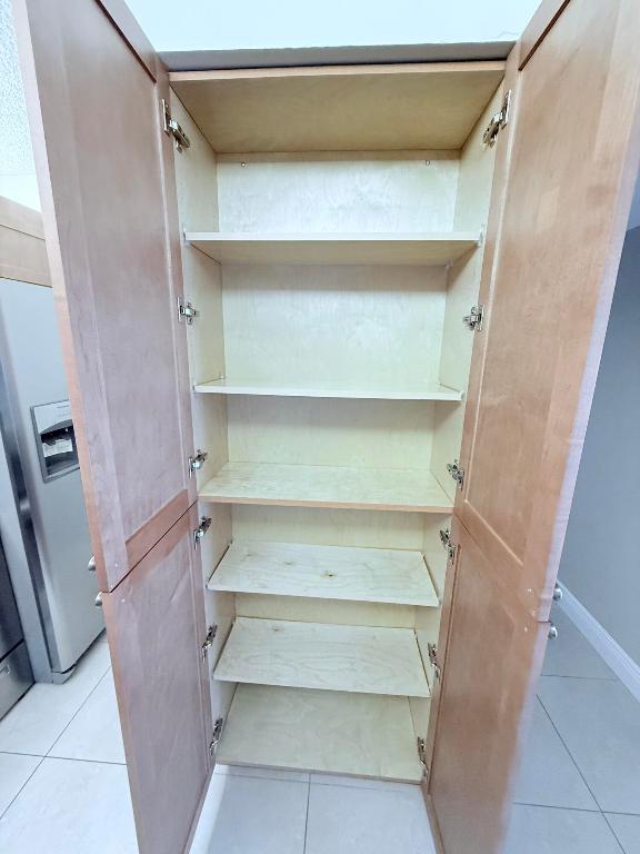 PALM CLUB WEST VILLAGE 1 CONDO - Residential Lease