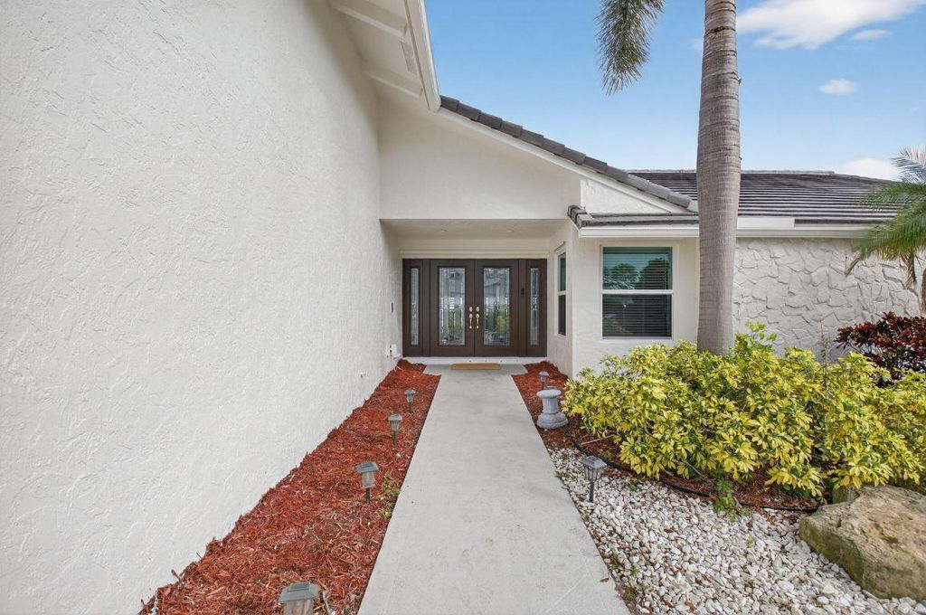 Photo of 22936 Greenview Terrace, Boca Raton, FL 33433 (MLS # R11156995)