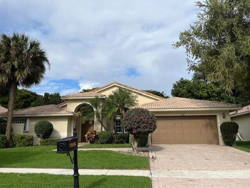 Photo of 7086 Falls Road E, Boynton Beach, FL 33437 (MLS # R10852863)