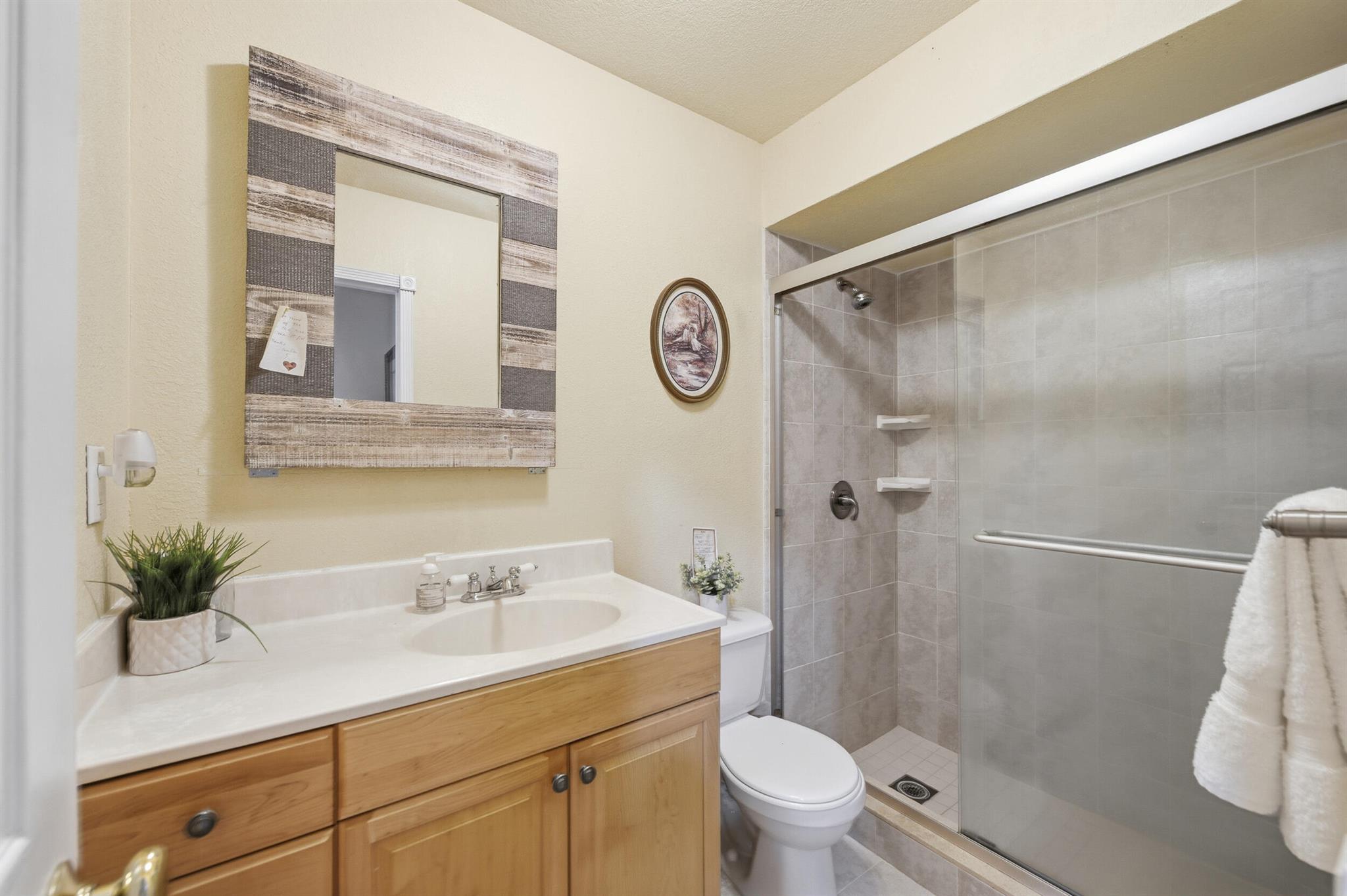 PEMBROKE LAKES SEC THREE - Residential