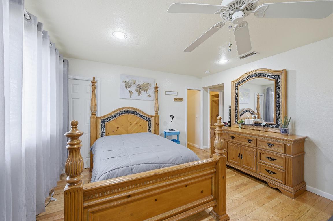 PEMBROKE LAKES SEC THREE - Residential