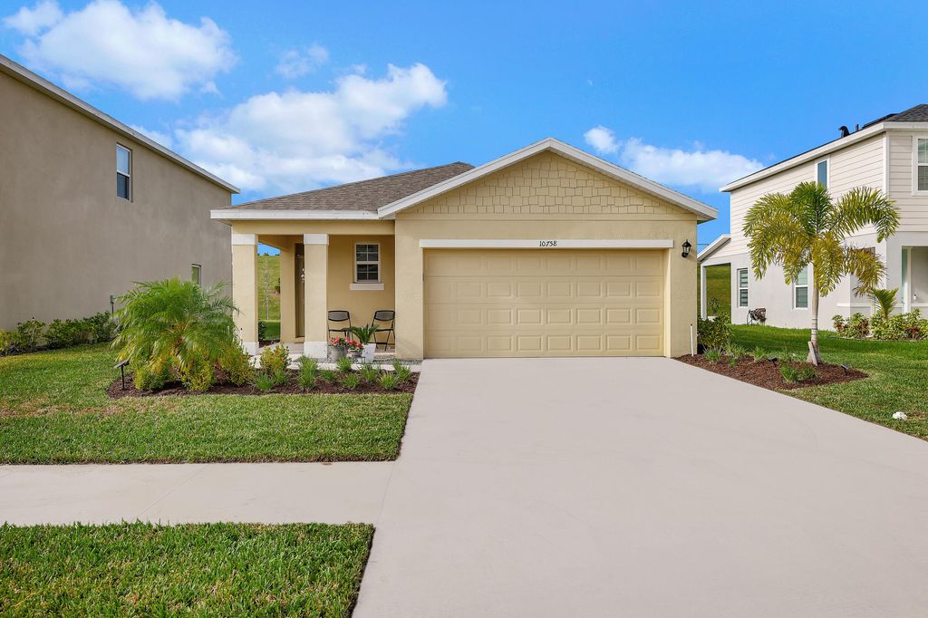 Photo of 10758 SW Vasari Way, Port Saint Lucie, FL 34987 (MLS # R10944899)