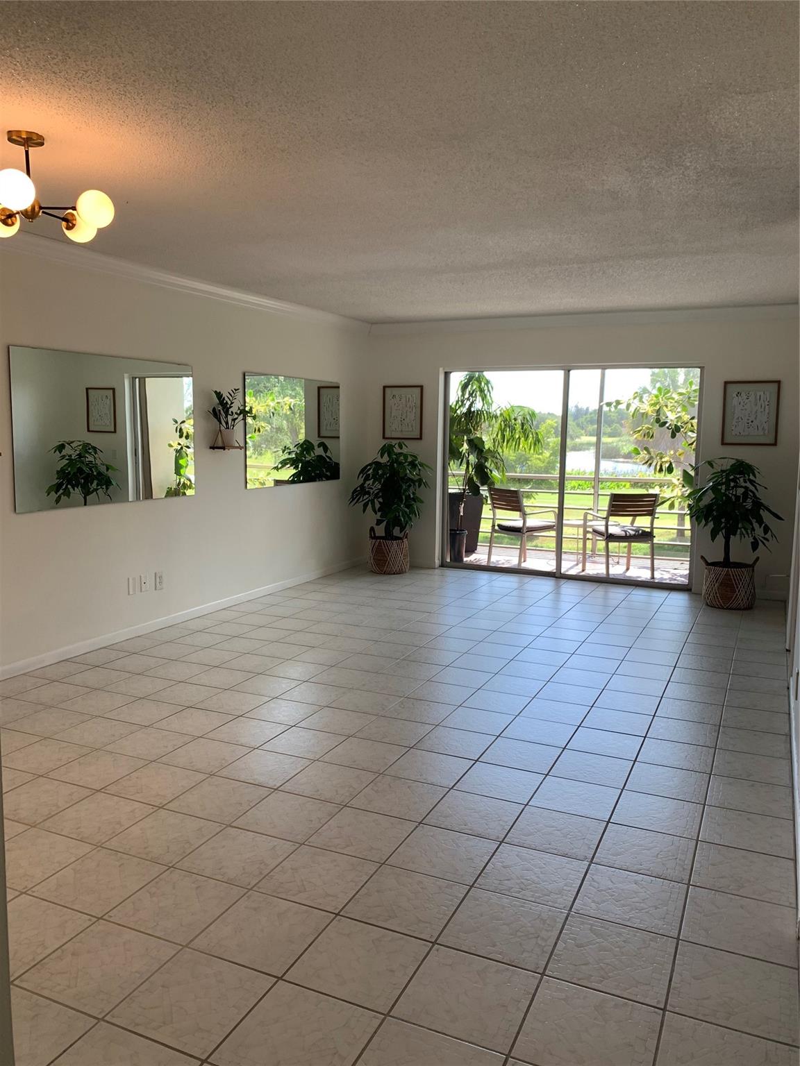 Great Investor Opportunity. Rented longterm for $2,350 per month. Current lease up for renewal on 10/09/2025. Great lake, golfcourse and sunset views. 40 year inspection assesment was paid. Concrete restoration was completed and the buildings are being freshly painted.