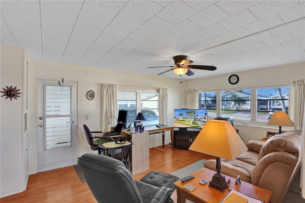 Park City Sec Two 56-25 B - Residential