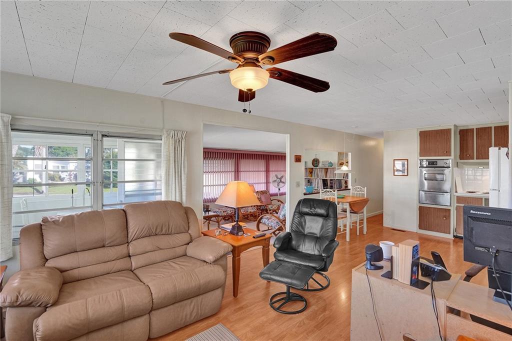 Park City Sec Two 56-25 B - Residential