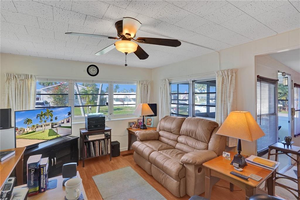 Park City Sec Two 56-25 B - Residential