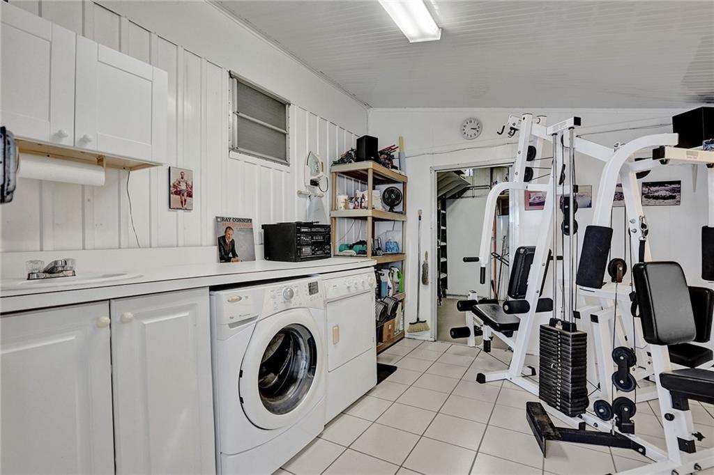 Park City Sec Two 56-25 B - Residential