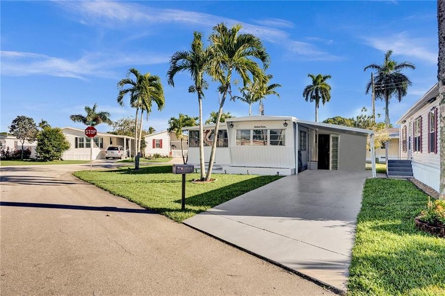PRICE REDUCED - REALLY NICE SINGLE-WIDE ON A CORNER LOT IN PARK CITY SECTION 2.  2 BEDROOMS 1 BATHROOM REALLY WELL MAINTAINED.  COVERED CONCRETE DRIVEWAY.  LARGE SHED WITH WASHER AND DRYER.  REALLY NICE COMMUNITY WITH LOTS OF AMENITIES AND ACTIVITIES.  ASSOCIATION SAYS 55+