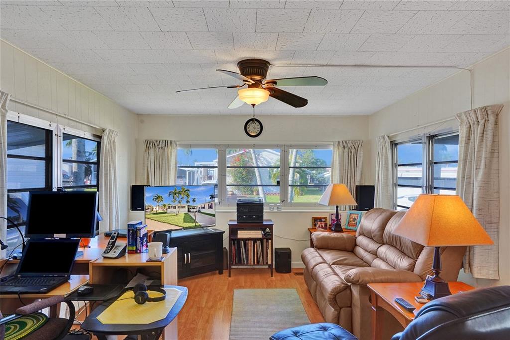 Park City Sec Two 56-25 B - Residential