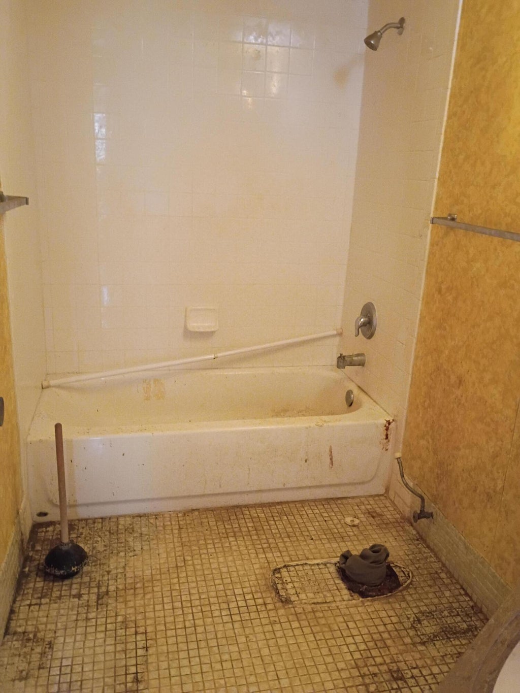 Photo of 21 Golfs Edge, West Palm Beach, FL 33417 (MLS # B26094732)
