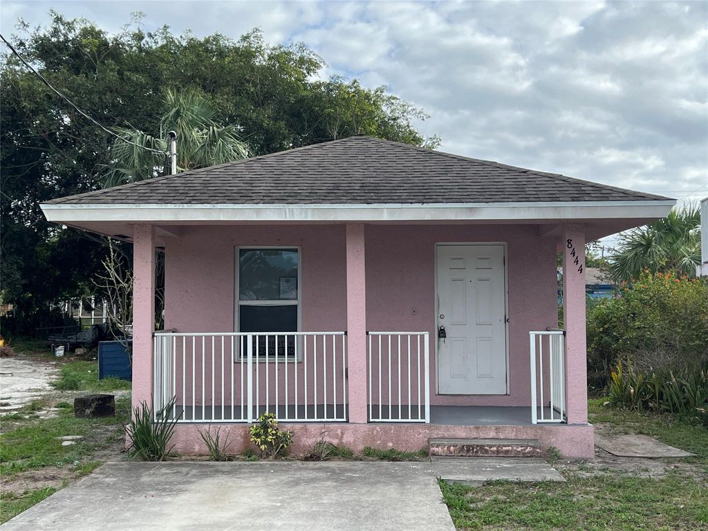 Photo of 8444 SE Date St, Hobe Sound, FL 33455 (MLS # F10390249)